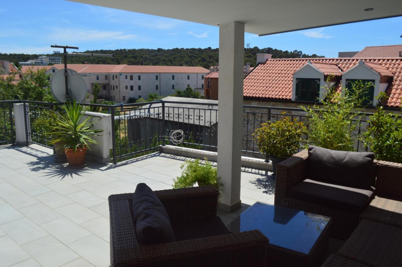 Apartment Old Town Ivo Makarska Bagian luar foto